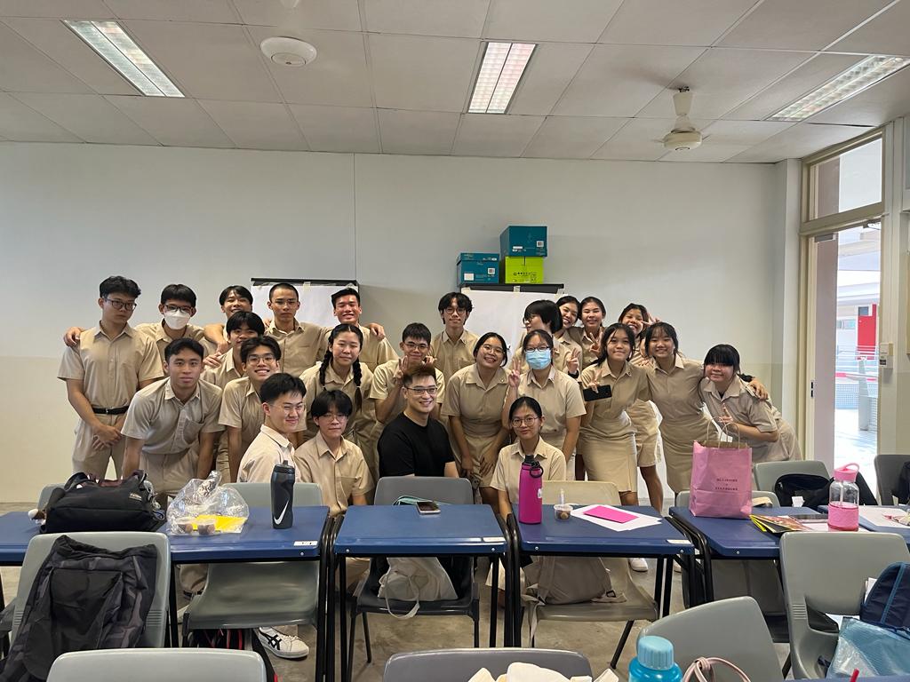 Mr Alex Xu and his students