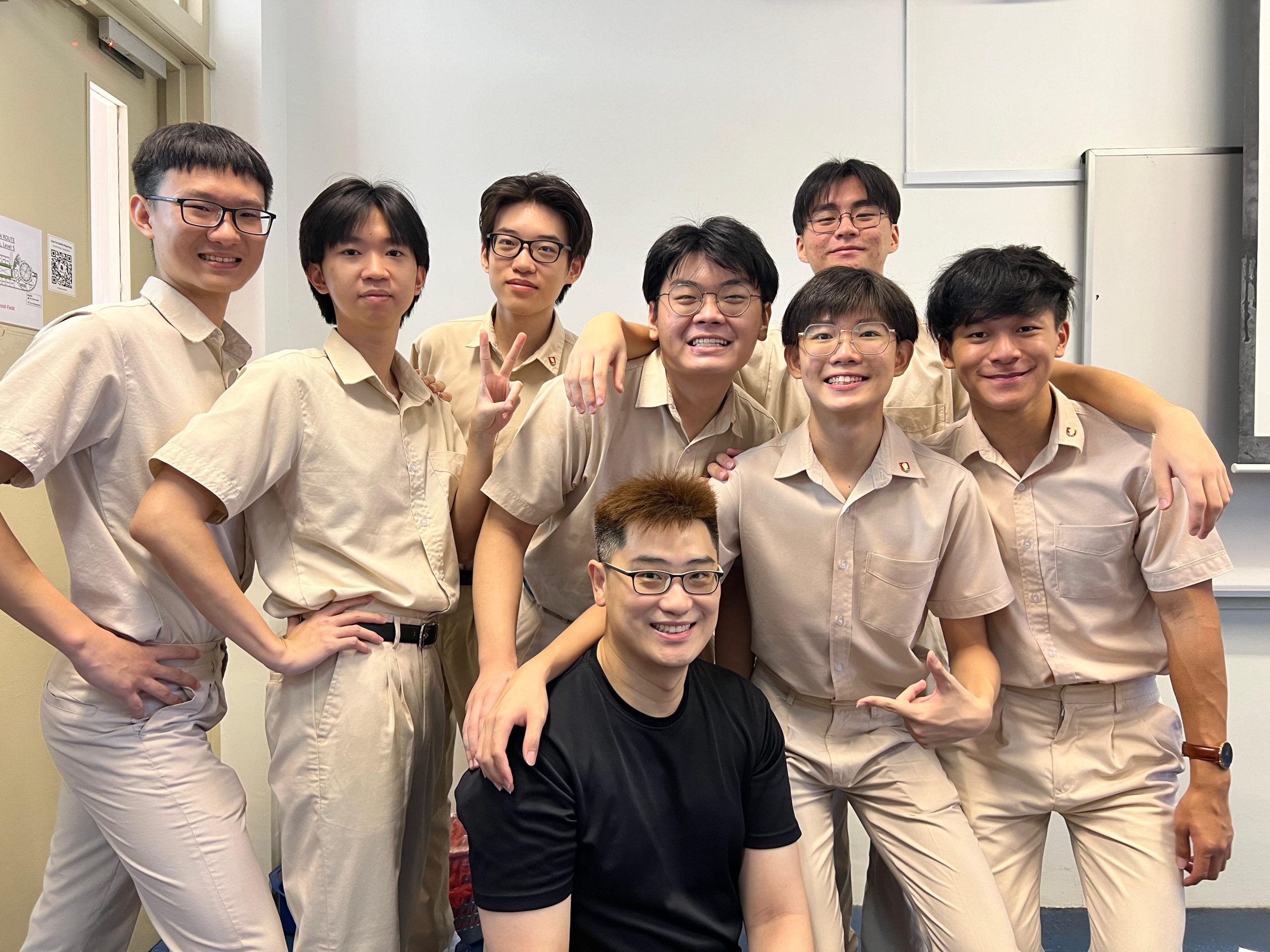 Mr Alex Xu and his students