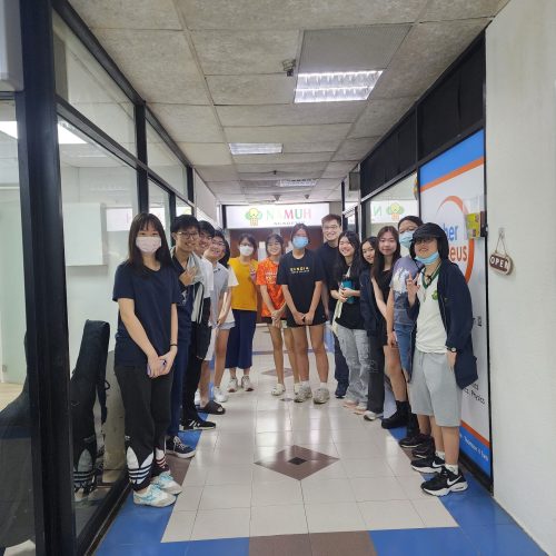 Mr Alex Xu and his students